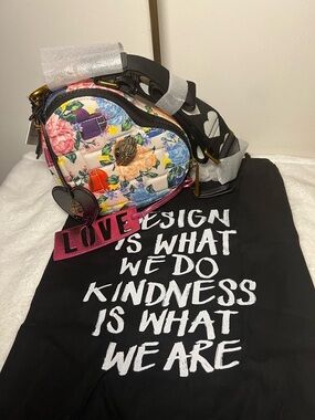 Kurt Geiger dual zip Southbank heart bag NWT
